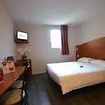 Brit La Pompelle Hotell 3*