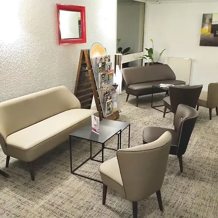 Brit La Pompelle Szálloda 3*