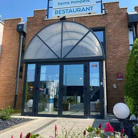 ホテル Brit La Pompelle