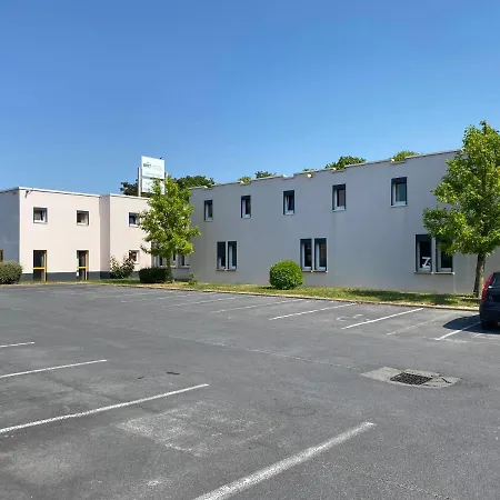 Brit La Pompelle Szálloda Reims