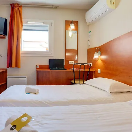 Brit La Pompelle Szálloda 3*