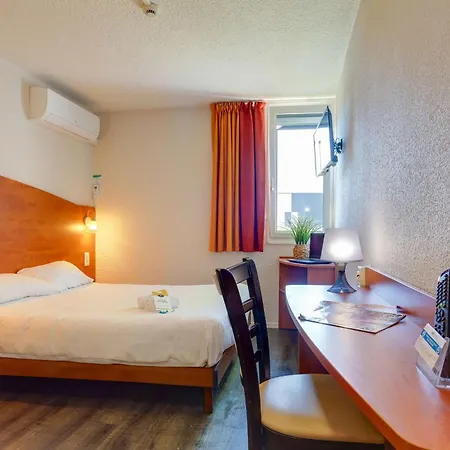 Brit La Pompelle ホテル 3*