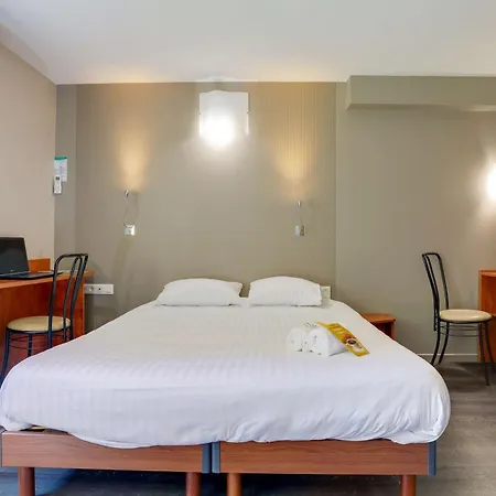 Szálloda Brit La Pompelle 3*