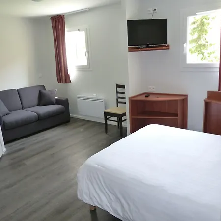 Brit La Pompelle Szálloda Reims