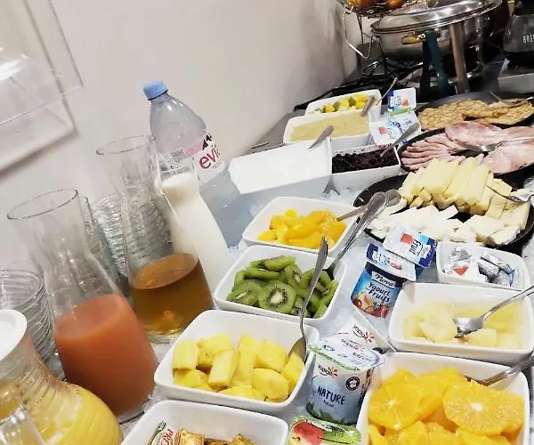 Brit La Pompelle Hotel 3*