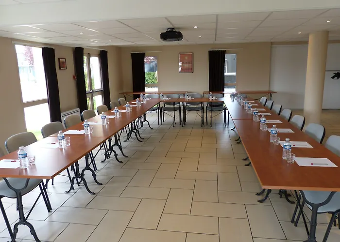 Brit La Pompelle Szálloda 3*