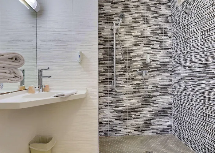 Brit La Pompelle Hotel Reims